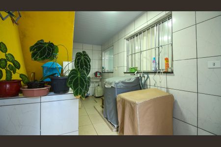 Casa para alugar com 300m², 4 quartos e 2 vagasÁrea de Serviço  ( Casa 1)