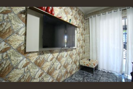 Casa para alugar com 300m², 4 quartos e 2 vagasSala ( Casa 1)