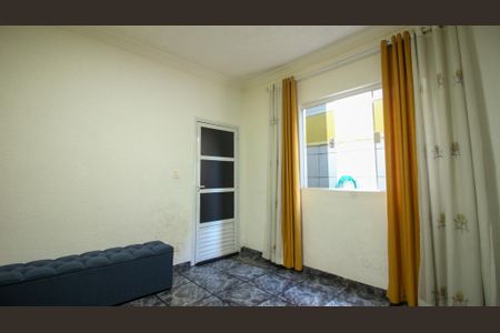 Casa para alugar com 300m², 4 quartos e 2 vagasSala ( Casa 1)