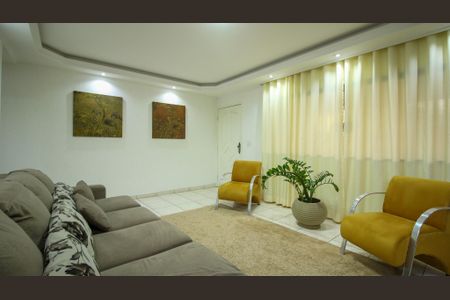 Casa para alugar com 300m², 4 quartos e 2 vagasSala ( Casa 2)