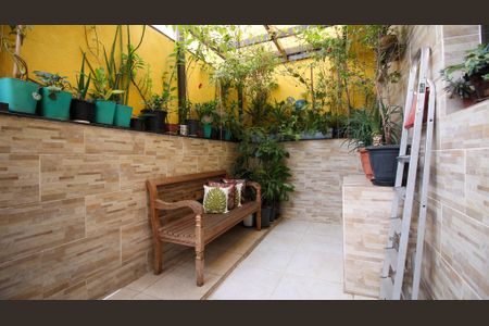 Casa para alugar com 300m², 4 quartos e 2 vagasÁrea Externa