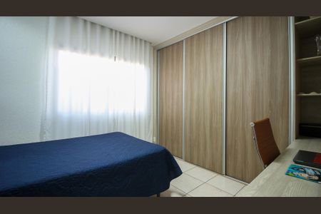 Casa para alugar com 300m², 4 quartos e 2 vagasQuarto 2 ( Casa 2)