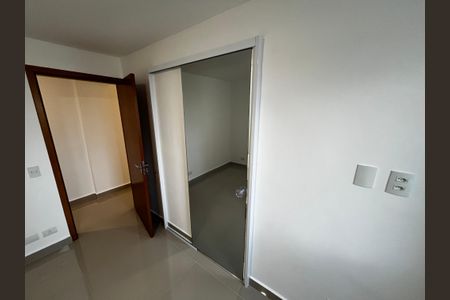 Apartamento à venda com 74m², 2 quartos e sem vagaBanheiro da Suíte