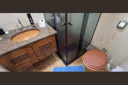 Casa à venda com 400m², 2 quartos e 2 vagasBanheiro Suíte