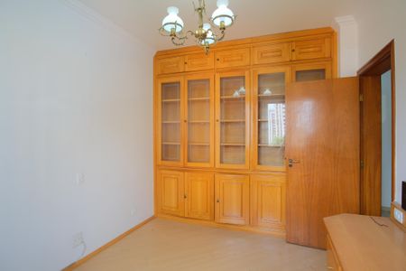 Apartamento para alugar com 200m², 4 quartos e 3 vagasEscritório