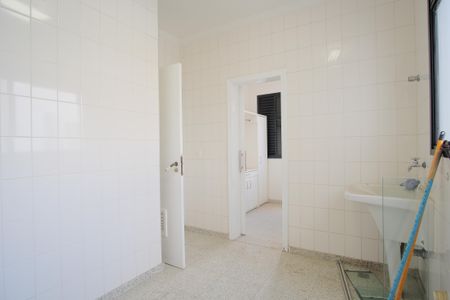 Apartamento para alugar com 200m², 4 quartos e 3 vagasÁrea de Serviço