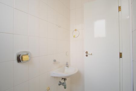 Apartamento para alugar com 200m², 4 quartos e 3 vagasBanheiro de serviço