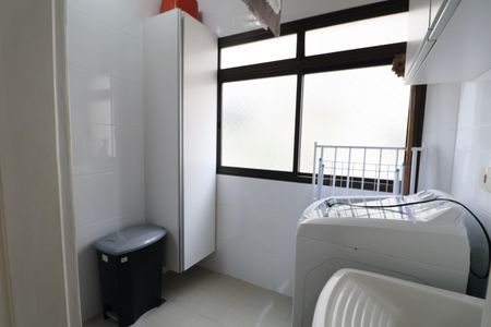 Apartamento para alugar com 100m², 3 quartos e 1 vagaÁrea de Serviço