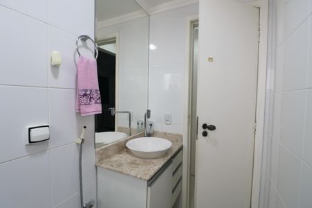 Apartamento para alugar com 100m², 3 quartos e 1 vagaBanheiro do Quarto 2