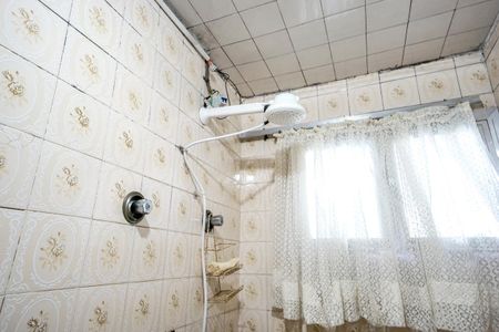 Casa de condomínio à venda com 900m², 8 quartos e 8 vagas Casa de condomínio à venda com 900m², 8 quartos e 8 vagasChuveiro