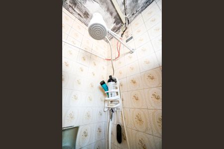 Casa de condomínio à venda com 900m², 8 quartos e 8 vagas Casa de condomínio à venda com 900m², 8 quartos e 8 vagasChuveiro