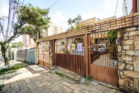 Casa de condomínio à venda com 900m², 8 quartos e 8 vagas Casa de condomínio à venda com 900m², 8 quartos e 8 vagasFachada