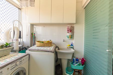 Apartamento à venda com 90m², 2 quartos e 1 vagaÁrea de Serviço