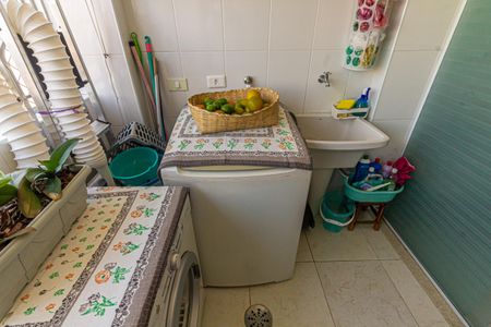 Apartamento à venda com 90m², 2 quartos e 1 vagaÁrea de Serviço