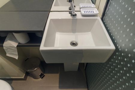 Studio para alugar com 10m², 1 quarto e sem vaga Studio para alugar com 10m², 1 quarto e sem vagaBanheiro