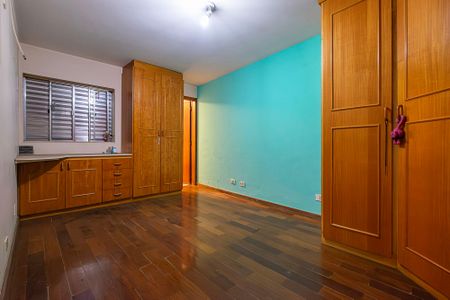 Casa à venda com 230m², 6 quartos e 3 vagasCasa 2 - Suíte