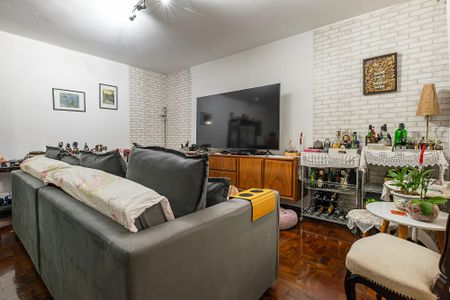 Casa à venda com 230m², 6 quartos e 3 vagasCasa 1 - Sala