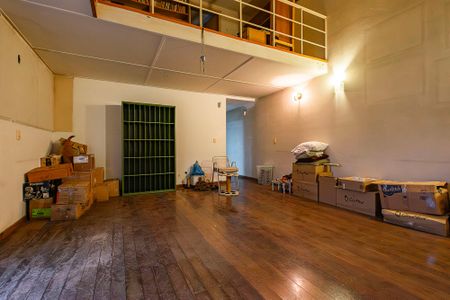 Casa à venda com 230m², 6 quartos e 3 vagasCasa 2 - Sala