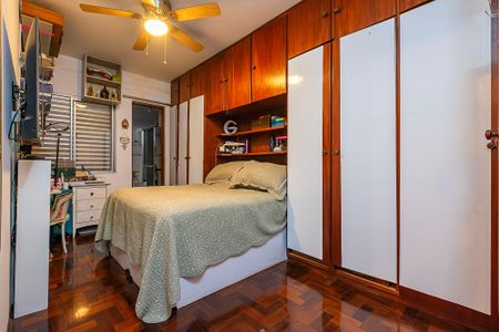 Casa à venda com 230m², 6 quartos e 3 vagasCasa 1 - Suíte