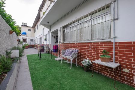 Casa à venda com 230m², 6 quartos e 3 vagasQuintal