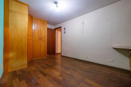 Casa à venda com 230m², 6 quartos e 3 vagasCasa 2 - Suíte