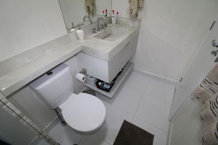 Apartamento à venda com 64m², 2 quartos e 1 vagaBanheiro 2