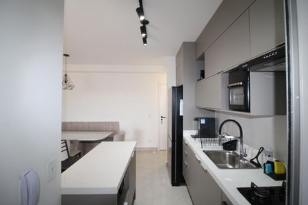 Apartamento à venda com 64m², 2 quartos e 1 vagaSala / Cozinha