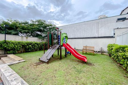 Apartamento à venda com 89m², 2 quartos e 2 vagasÁrea comum - Playground