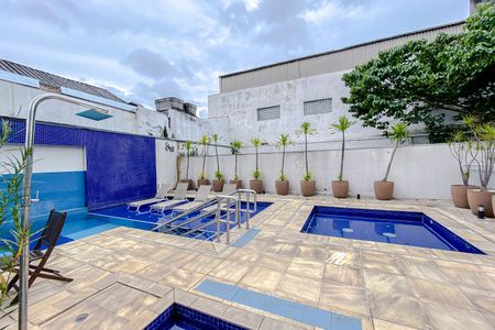 Apartamento à venda com 89m², 2 quartos e 2 vagasÁrea comum - Piscina