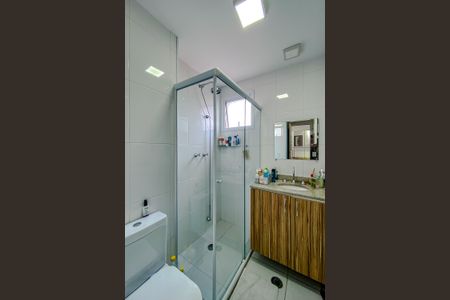 Apartamento à venda com 89m², 2 quartos e 2 vagasBanheiro da Suíte