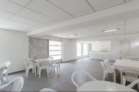 Apartamento à venda com 95m², 3 quartos e 1 vagaÁrea comum - Salão de festas