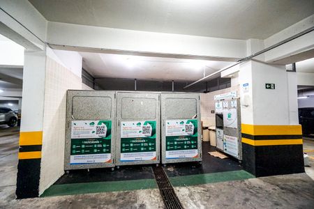 Apartamento à venda com 125m², 4 quartos e 3 vagasColetor de recicláveis