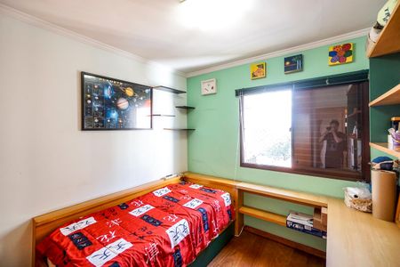 Apartamento à venda com 125m², 4 quartos e 3 vagasQuarto 01