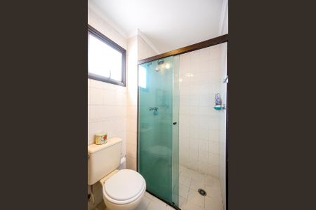 Apartamento à venda com 125m², 4 quartos e 3 vagasBanheiro da suíte 01