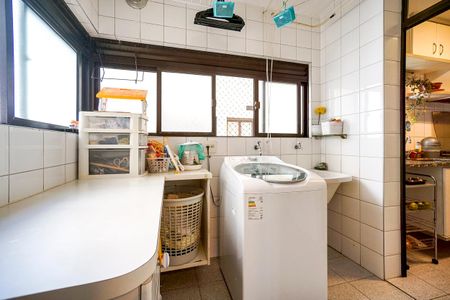 Apartamento à venda com 125m², 4 quartos e 3 vagasÁrea de serviço