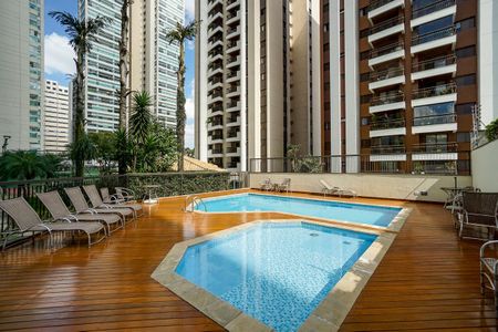 Apartamento à venda com 125m², 4 quartos e 3 vagasPiscina