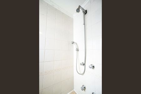 Apartamento à venda com 125m², 4 quartos e 3 vagasBanheiro da suíte 02