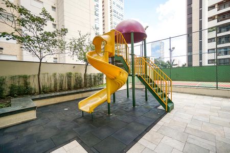 Apartamento à venda com 125m², 4 quartos e 3 vagasPlayground