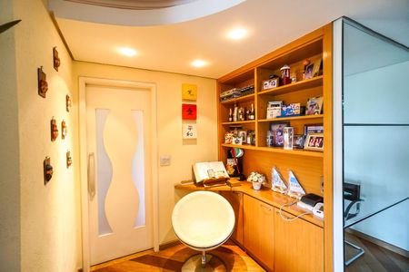 Apartamento à venda com 125m², 4 quartos e 3 vagasSala