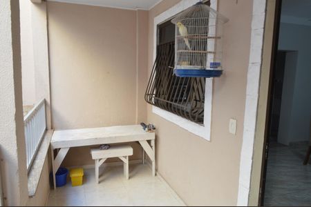 Casa à venda com 493m², 5 quartos e 1 vaga Casa à venda com 493m², 5 quartos e 1 vagaVaranda - Casa 2