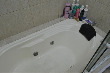 Casa à venda com 493m², 5 quartos e 1 vaga Casa à venda com 493m², 5 quartos e 1 vagaBanheiro da Suíte 1