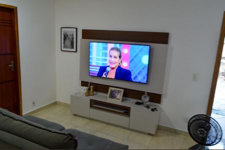 Casa à venda com 493m², 5 quartos e 1 vaga Casa à venda com 493m², 5 quartos e 1 vagaSala