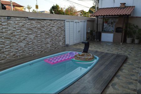 Casa à venda com 493m², 5 quartos e 1 vaga Casa à venda com 493m², 5 quartos e 1 vagaPiscina