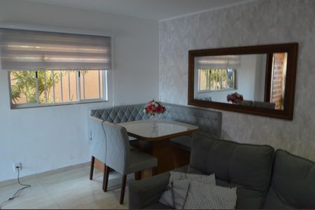 Casa à venda com 493m², 5 quartos e 1 vaga Casa à venda com 493m², 5 quartos e 1 vagaSala