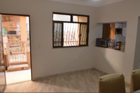 Casa à venda com 493m², 5 quartos e 1 vaga Casa à venda com 493m², 5 quartos e 1 vagaSala - Casa 2