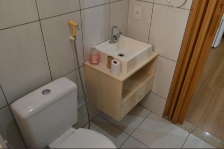 Casa à venda com 493m², 5 quartos e 1 vaga Casa à venda com 493m², 5 quartos e 1 vagaBanheiro do Escritório - Casa 2