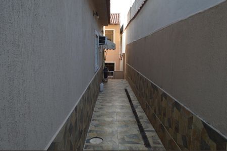 Casa à venda com 493m², 5 quartos e 1 vaga Casa à venda com 493m², 5 quartos e 1 vagaCorredor de Serviço