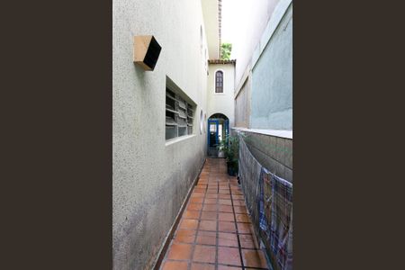 Casa à venda com 350m², 2 quartos e 3 vagas Casa à venda com 350m², 2 quartos e 3 vagasQuintal