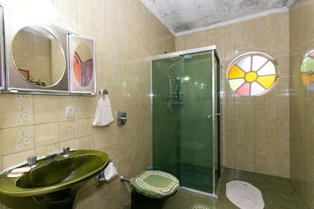 Casa à venda com 350m², 2 quartos e 3 vagas Casa à venda com 350m², 2 quartos e 3 vagasBanheiro da Suíte