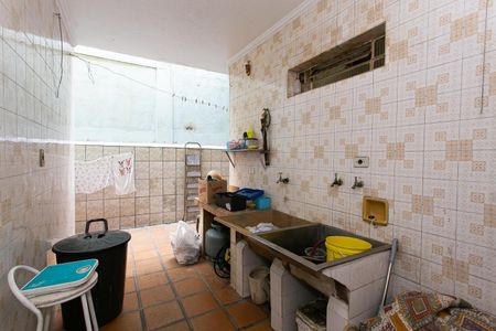 Casa à venda com 350m², 2 quartos e 3 vagas Casa à venda com 350m², 2 quartos e 3 vagasÁrea de Serviço